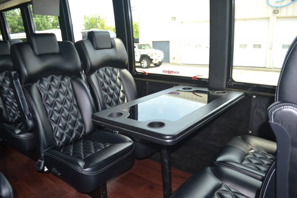 #1 Indianapolis Charter Bus & Shuttle Service - Aadvanced Limousines